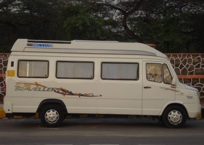 16 Seater T.Traveller